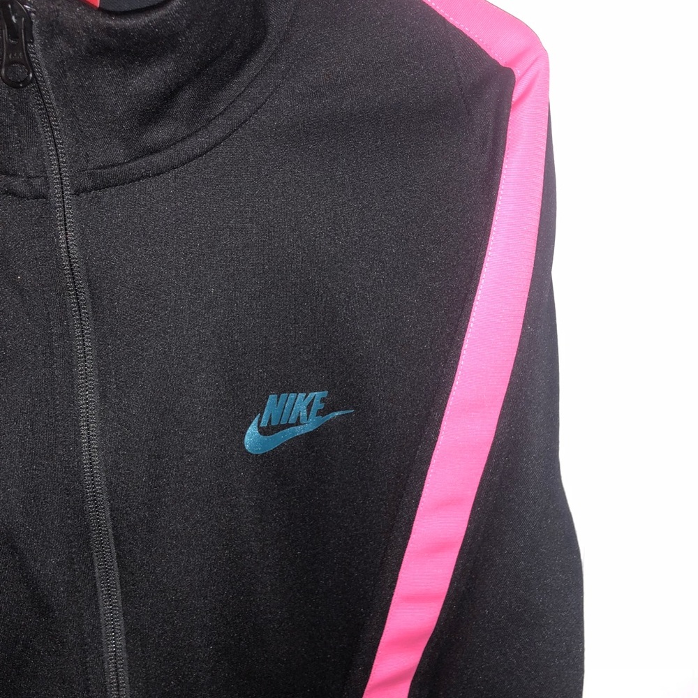 NIKE SOUTH BEACH TRACK JACKET SIZE :L